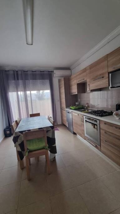 Apartment F5 -5 Bedrooms Apt- Hasnaoui Avec Parking Algeria